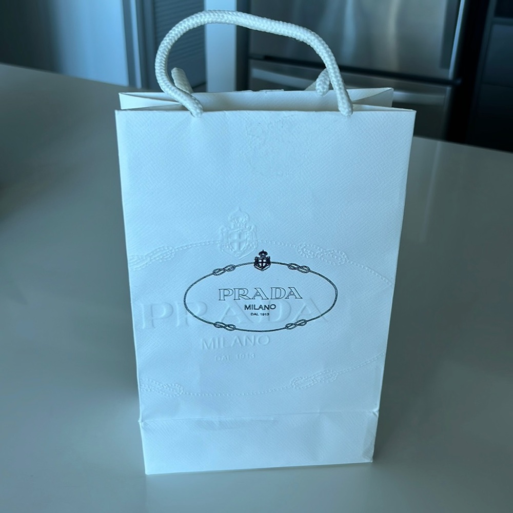 Prada shopping bag and tissue